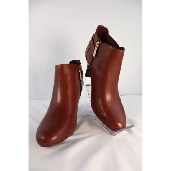 Bandolino Women's Brown Leather Ankle Booties with Gold Buckle & Zipper Size 7.5 - Picture 1 of 6